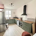 Nyaraló Bicotea - Le Calme Et Le Charme Ancien, Reinterprete Le Mans