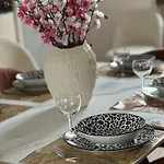 Bicotea - Le Calme Et Le Charme Ancien, Reinterprete Le Mans