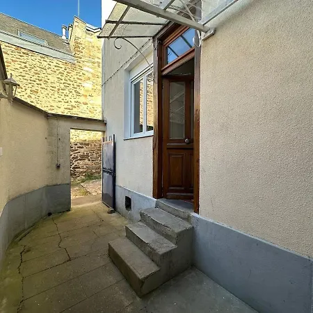 Bicotea - Le Calme Et Le Charme Ancien, Reinterprete بيت للعطل *